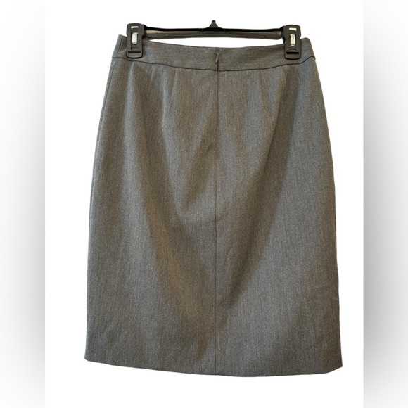 Express Pencil Skirt with Side Slit size 2 - Picture 2 of 6